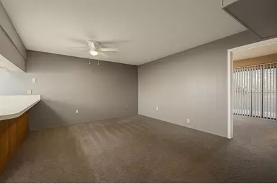 2811 SW Archer Road #V181, Gainesville, FL 32608 - Photo 2