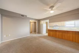 2811 SW Archer Rd, Gainesville, FL 32608 - Photo 4