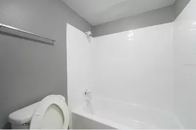 2811 SW Archer Road #V181, Gainesville, FL 32608 - Photo 14