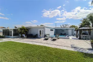 817 Blue Heron Blvd, Ruskin, FL 33570 - Photo 20