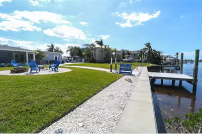 817 Blue Heron Boulevard, Ruskin, FL 33570 - Photo 6