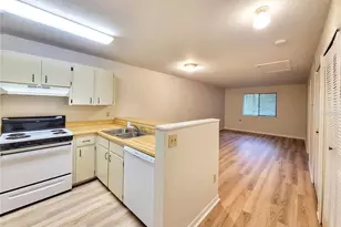 109 SE 16th Ave, Gainesville, FL 32601 - Photo 6