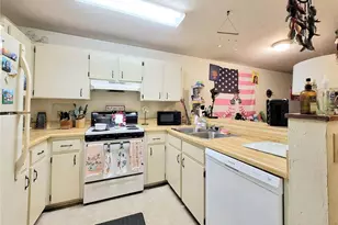 109 SE 16th Ave, Gainesville, FL 32601 - Photo 8