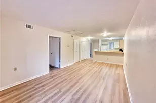 109 SE 16th Ave, Gainesville, FL 32601 - Photo 10