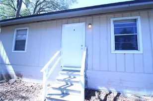 2212 SE 36 Terrace, Gainesville, FL 32641 - Photo 2