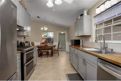 4426 NW 43rd Place, Gainesville, FL 32606 - Photo 10