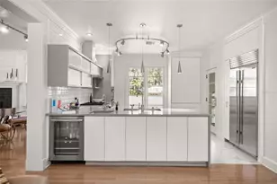 709 SW 27th St, Gainesville, FL 32607 - Photo 14