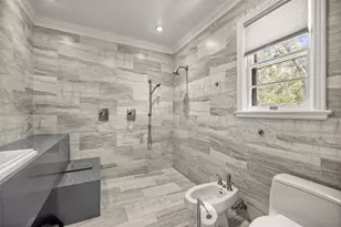 709 SW 27th St, Gainesville, FL 32607 - Photo 24