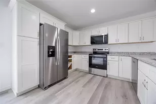 18 Malauka Loop Pass, Ocklawaha, FL 32179 - Photo 12