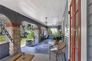 417 NE 4th Ave, Gainesville, FL 32601 - Photo 2