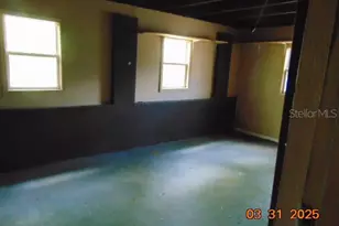 1129 NE 24th Terrace, Gainesville, FL 32641 - Photo 2