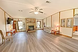 193 S W Fox Pl, Fort White, FL 32038 - Photo 1