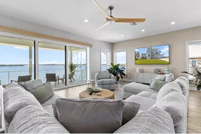 12010 W Bayshore Drive, Crystal River, FL 34429 - Photo 2