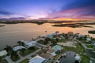 12010 W Bayshore Dr, Crystal River, FL 34429 - Photo 66