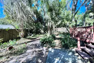 1035 NE 3rd Ave, Gainesville, FL 32601 - Photo 14