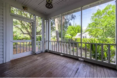 562 NE 2nd Avenue, Gainesville, FL 32601 - Photo 10