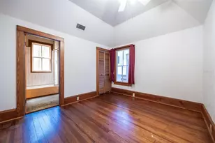 562 NE 2nd Ave, Gainesville, FL 32601 - Photo 30