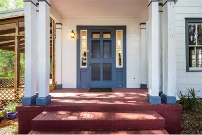 562 NE 2nd Avenue, Gainesville, FL 32601 - Photo 1