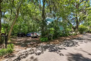 913 NW 3rd Ave, Gainesville, FL 32601 - Photo 16