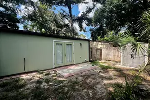 6945 SW 21st Ln, Gainesville, FL 32607 - Photo 14