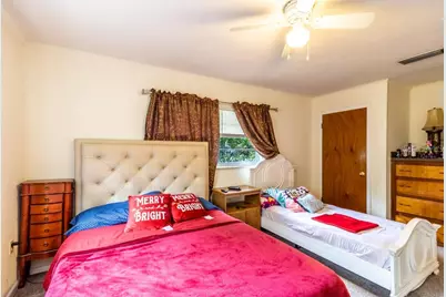 126 SW 40 Terrace, Gainesville, FL 32607 - Photo 18