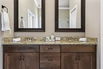 11869 SW 28th Avenue, Gainesville, FL 32608 - Photo 12