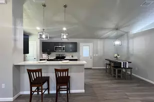 23140 NW 179th Pl, High Springs, FL 32643 - Photo 4