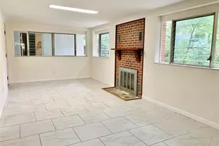 1041 NE 10th Ave, Gainesville, FL 32601 - Photo 4