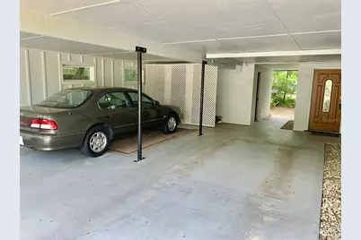 1041 NE 10th Avenue, Gainesville, FL 32601 - Photo 28