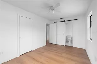 529 NE 12th Ct, Gainesville, FL 32601 - Photo 12