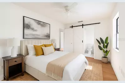 529 NE 12th Court, Gainesville, FL 32601 - Photo 4