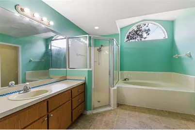 8707 NW 10th Place, Gainesville, FL 32606 - Photo 20