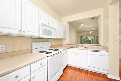 5062 NW 44th Lane #102, Gainesville, FL 32606 - Photo 16