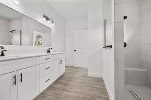 600 Fisher Dr, Bronson, FL 32621 - Photo 14