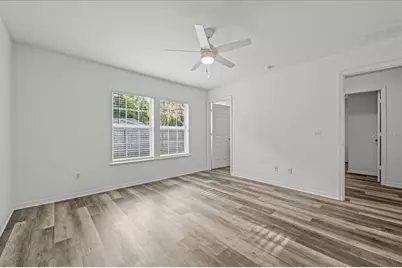 415 NW 10th Street, Gainesville, FL 32601 - Photo 18