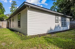 415 NW 10th St, Gainesville, FL 32601 - Photo 26