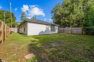 415 NW 10th St, Gainesville, FL 32601 - Photo 22