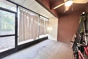 5830 SW 9th Pl, Gainesville, FL 32607 - Photo 18