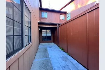 5830 SW 9th Place, Gainesville, FL 32607 - Photo 2