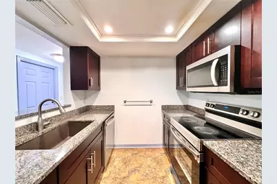 5830 SW 9th Place, Gainesville, FL 32607 - Photo 8