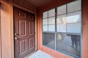 5830 SW 9th Pl, Gainesville, FL 32607 - Photo 4