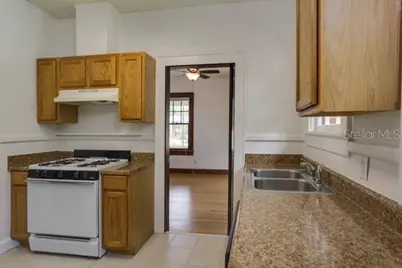 113 NW 11th Street #1/2, Gainesville, FL 32601 - Photo 4