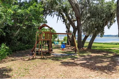 561 SE Lakeview Drive, Keystone Heights, FL 32656 - Photo 10