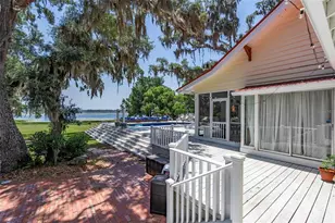 561 SE Lakeview Dr, Keystone Heights, FL 32656 - Photo 14