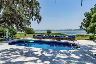 561 SE Lakeview Dr, Keystone Heights, FL 32656 - Photo 8
