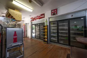 4016 NW 6th St, Gainesville, FL 32609 - Photo 8