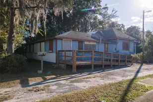 4016 NW 6th St, Gainesville, FL 32609 - Photo 12