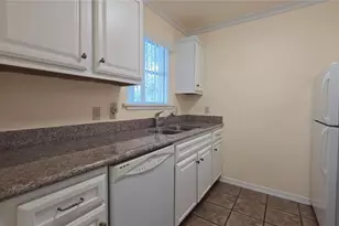 2360 SW Archer Rd, Gainesville, FL 32608 - Photo 6