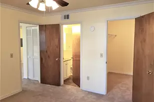 2360 SW Archer Rd, Gainesville, FL 32608 - Photo 8