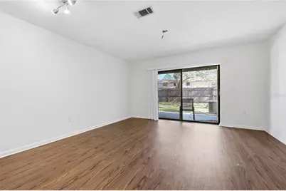 2735 SW 35th Place #306, Gainesville, FL 32608 - Photo 4